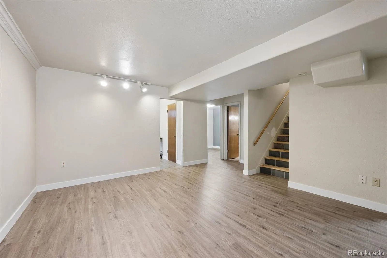 7255 Mariposa Street Denver CO 80221 | MLS #REC7186881 06182026172612 1600 26