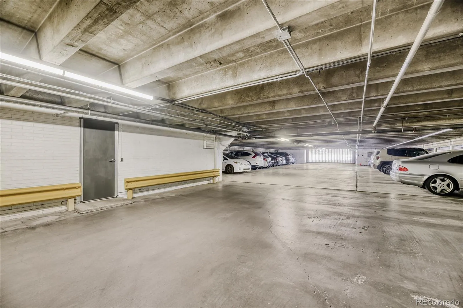 4800 E Hale Parkway #504N Denver CO 80220 MLS #REC7187445 04112026224147 1600 26