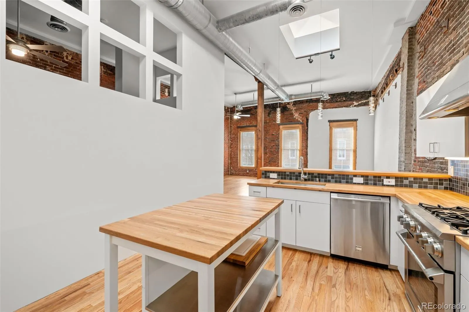 04062026173822 1600 17