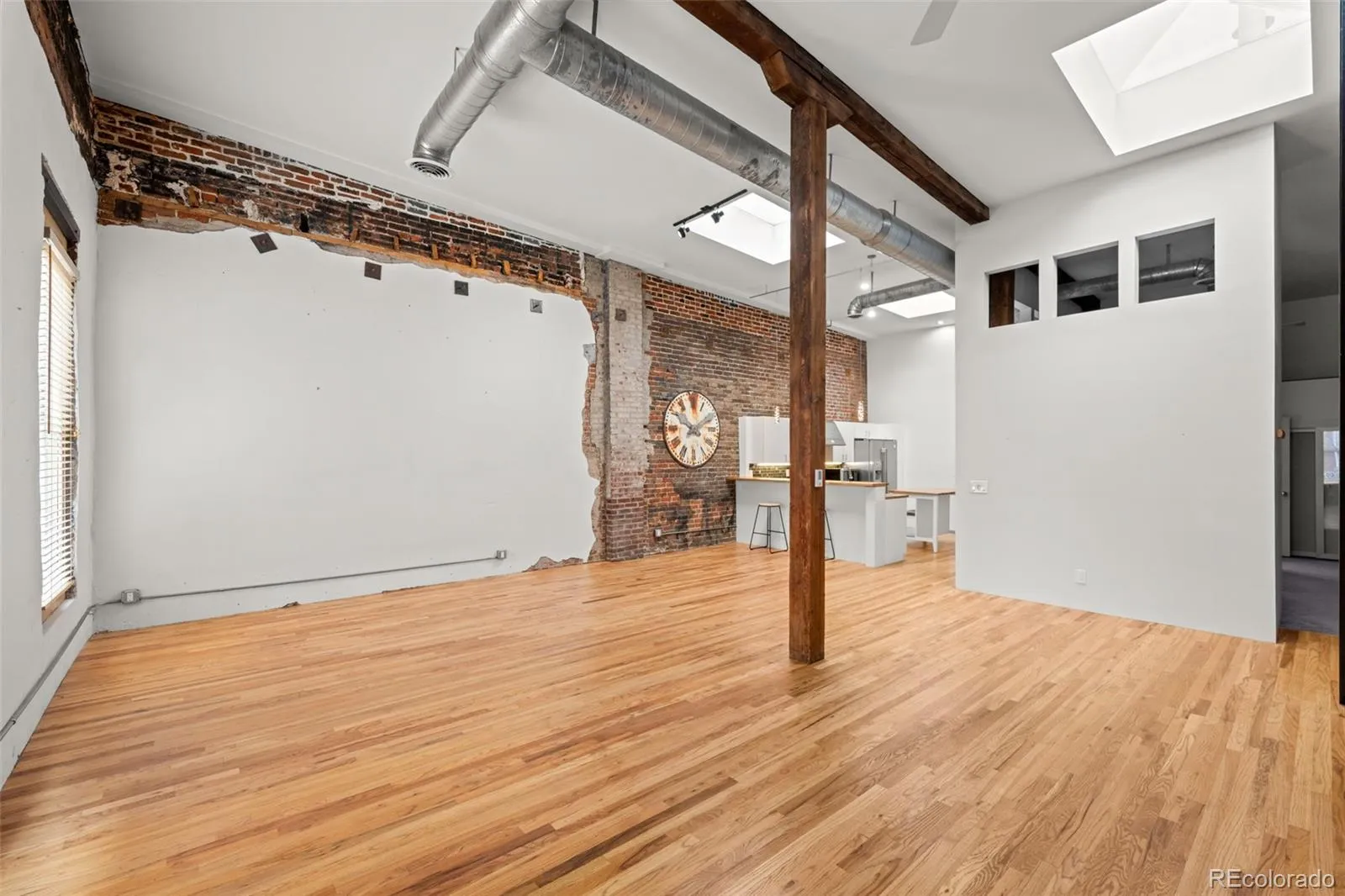 04062026173822 1600 26