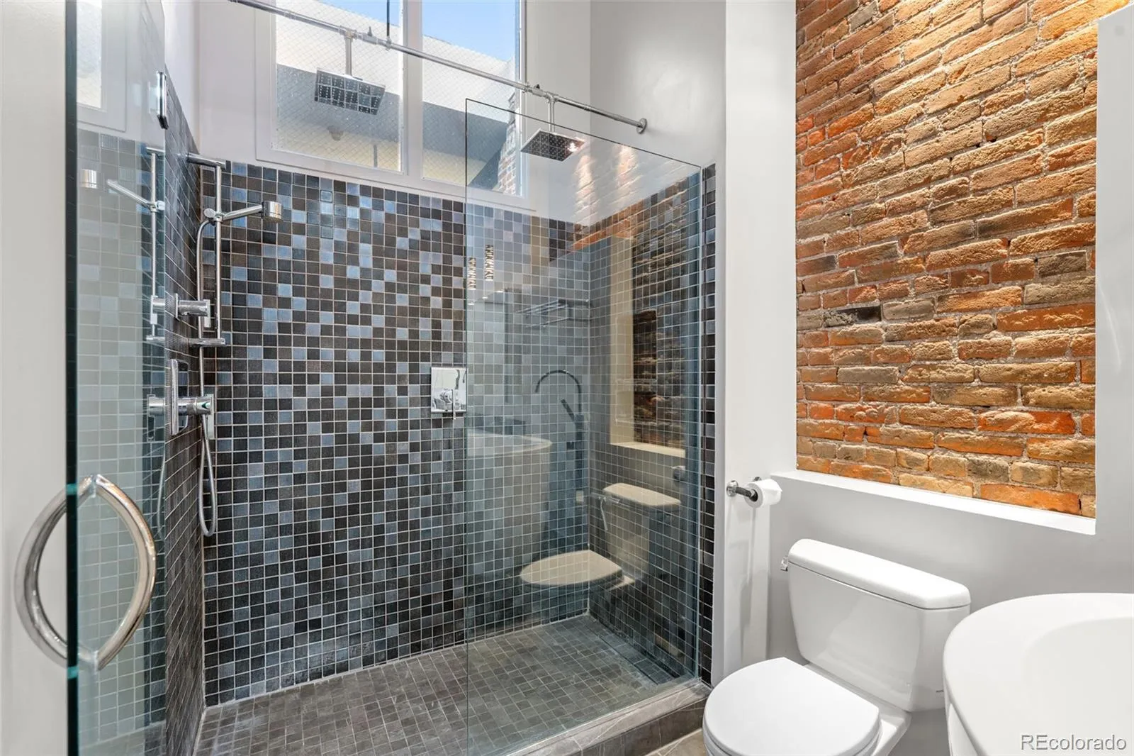 04062026173822 1600 33