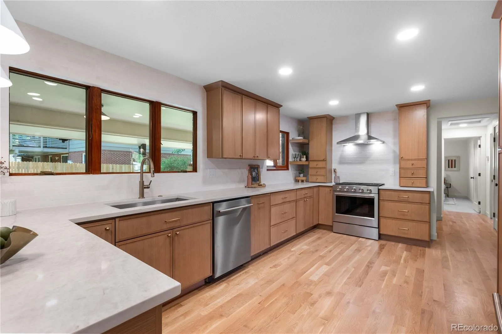 3701 S Peach Way Denver CO 80237 | MLS #REC7189336 08222026205813 1600 19