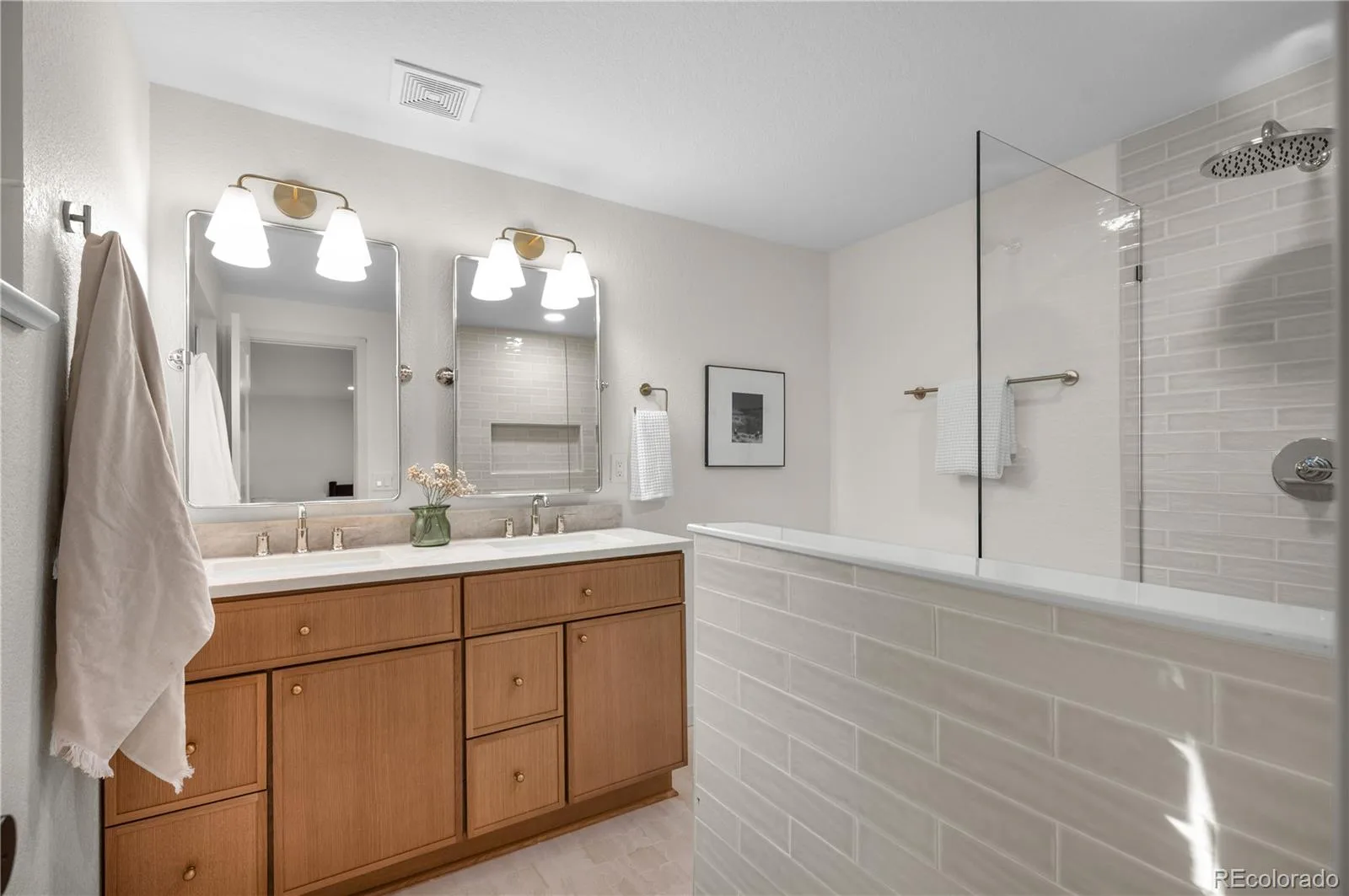 3701 S Peach Way Denver CO 80237 | MLS #REC7189336 08222026205813 1600 31