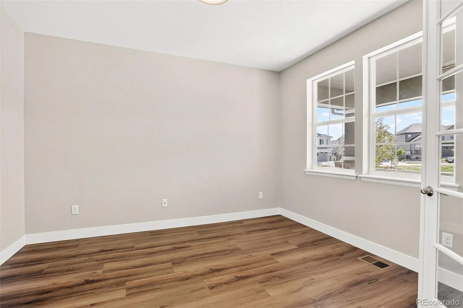 7318 S Yantley Way Aurora CO 80016 MLS #REC7189537 05122026012457 1600 13