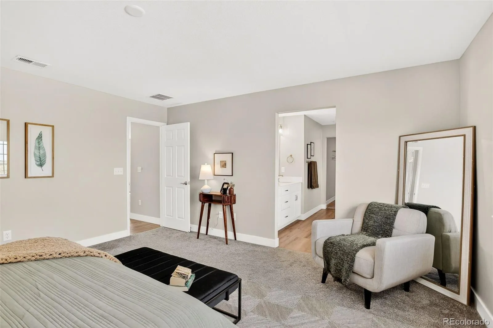 7318 S Yantley Way Aurora CO 80016 MLS #REC7189537 05122026012457 1600 17
