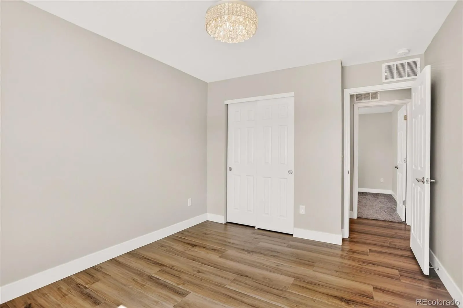 7318 S Yantley Way Aurora CO 80016 MLS #REC7189537 05122026012457 1600 25