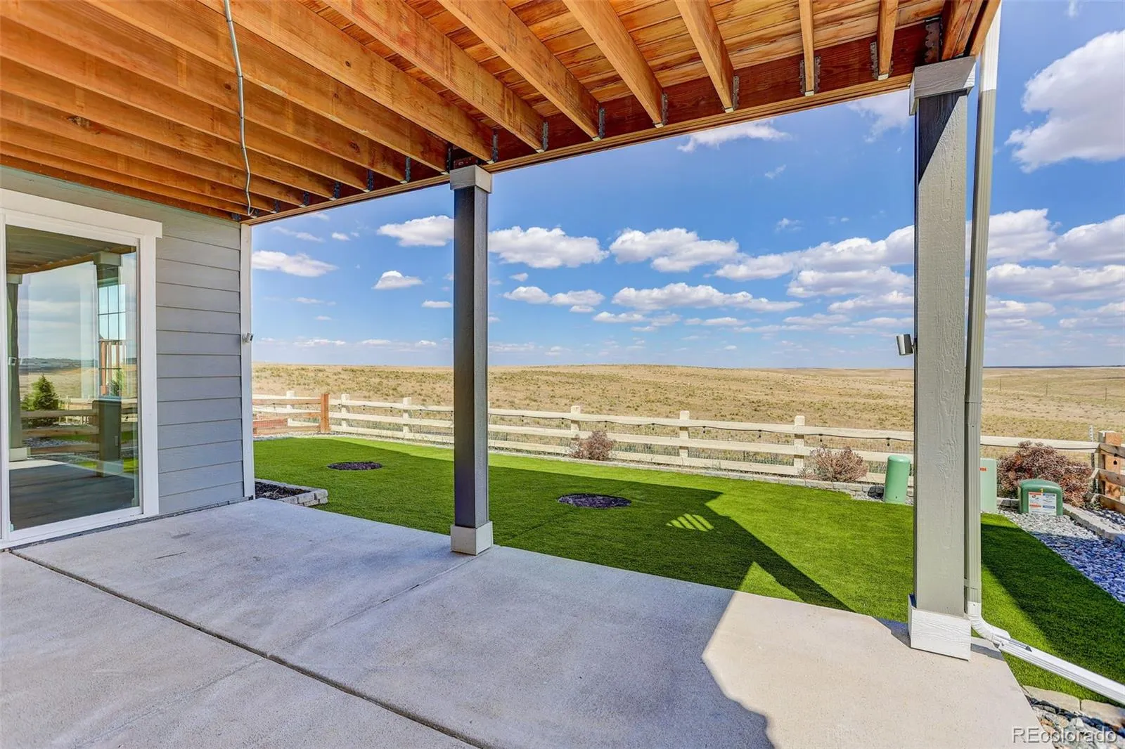 7318 S Yantley Way Aurora CO 80016 MLS #REC7189537 05122026012457 1600 41