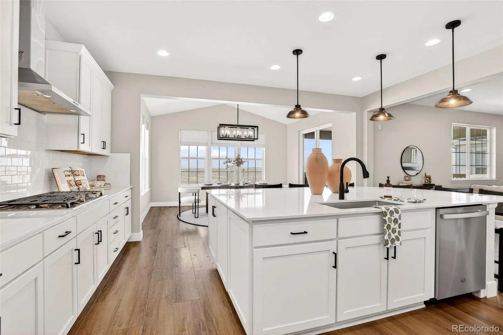 7318 S Yantley Way Aurora CO 80016 MLS #REC7189537 05122026012457 1600 5