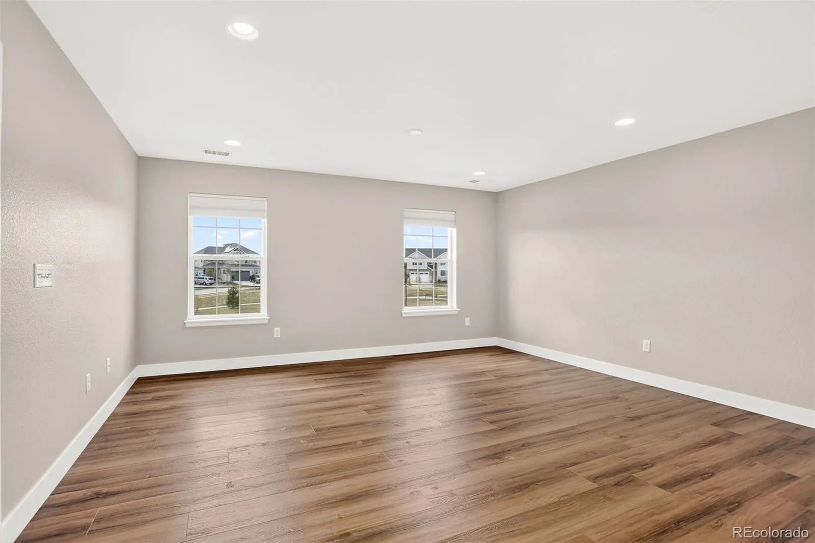 7318 S Yantley Way Aurora CO 80016 | MLS #REC7189537 09222026195728 1600 23