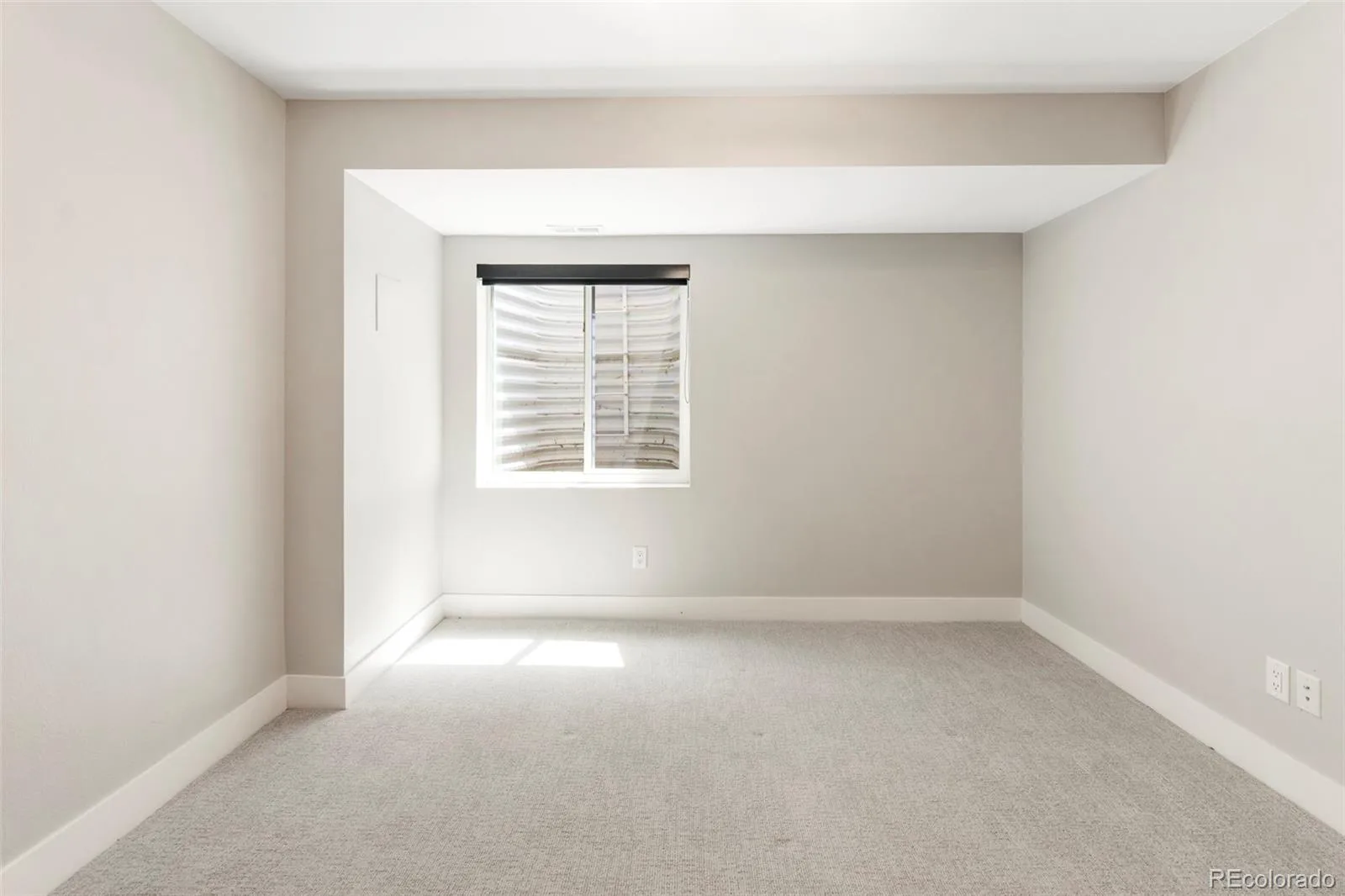 2702 S Bannock Street Englewood CO 80110 | MLS #REC7191582 08182026012245 1600 27