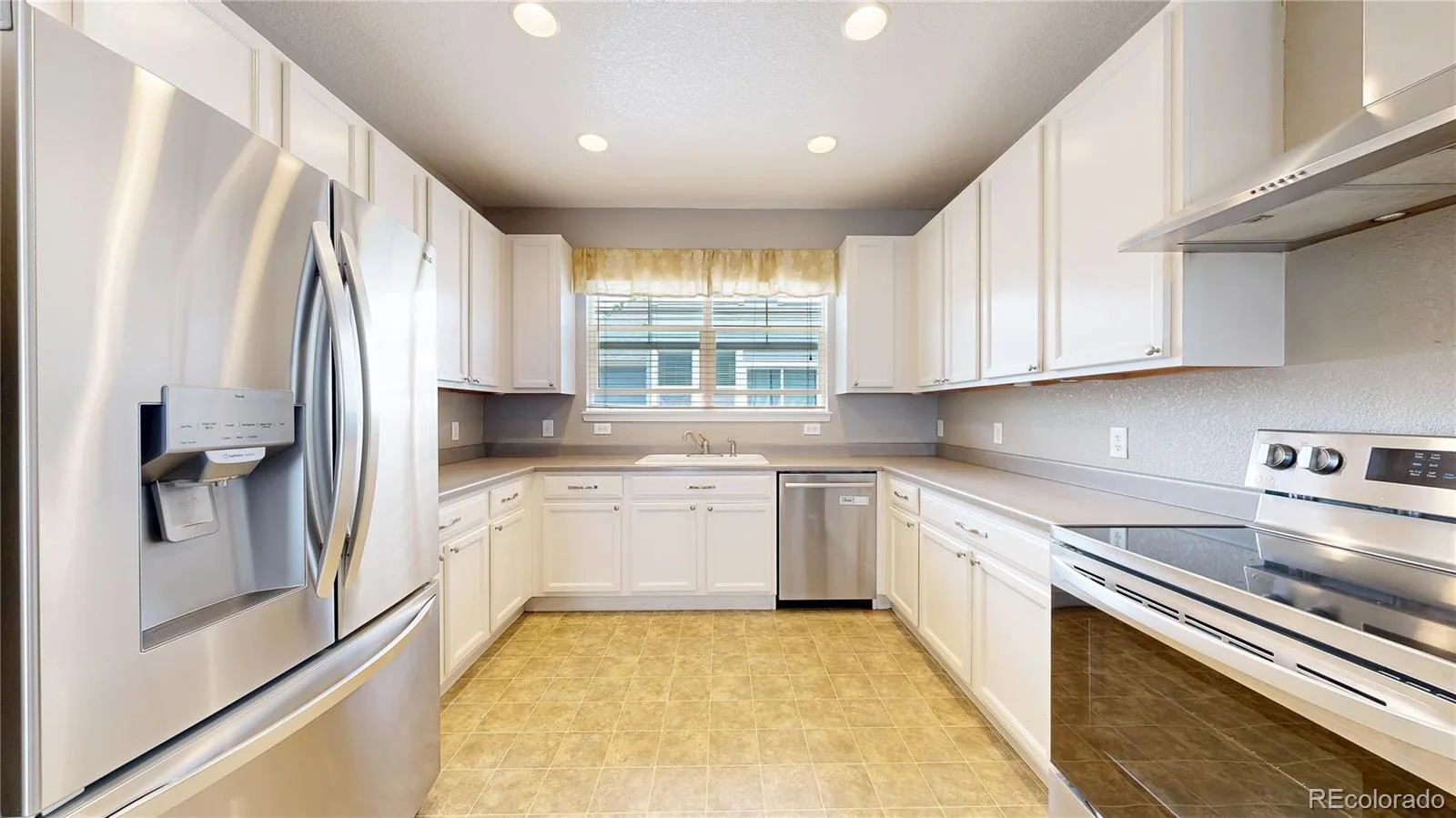 14105 Zuni Street Broomfield CO 80023 | MLS #REC7191681 08192026090333 1600 8