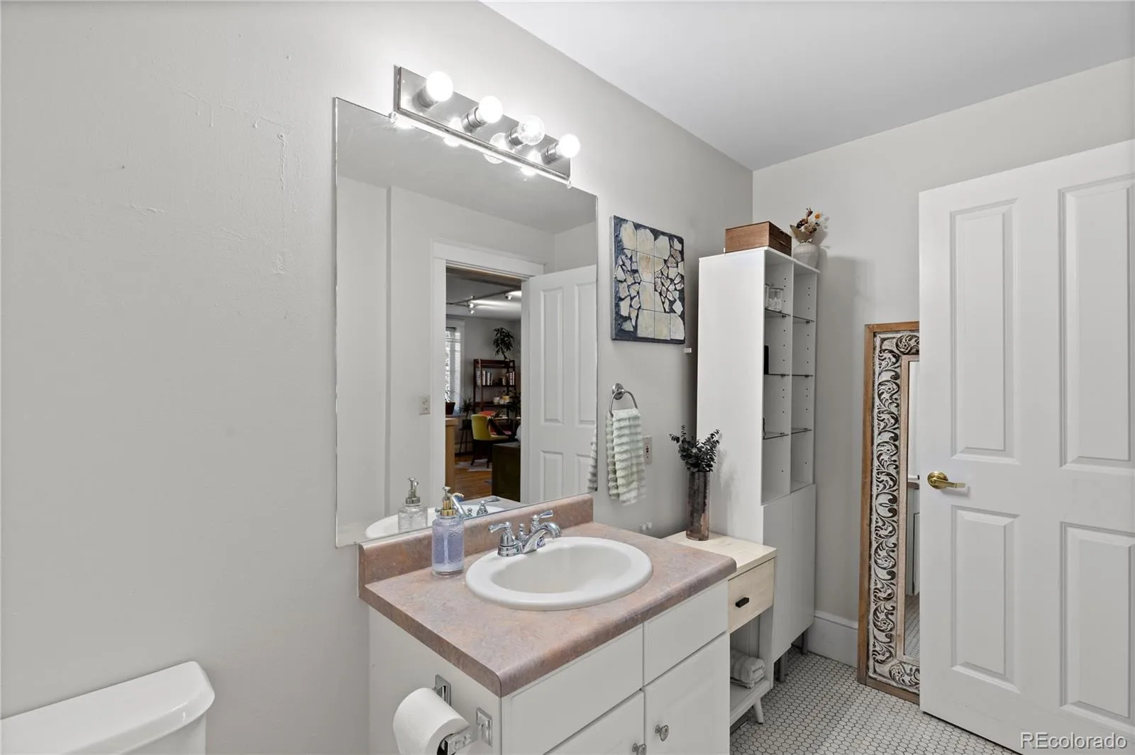 325 E 18th Avenue #107 Denver CO 80203 MLS #REC7193499 06042026142651 1600 20