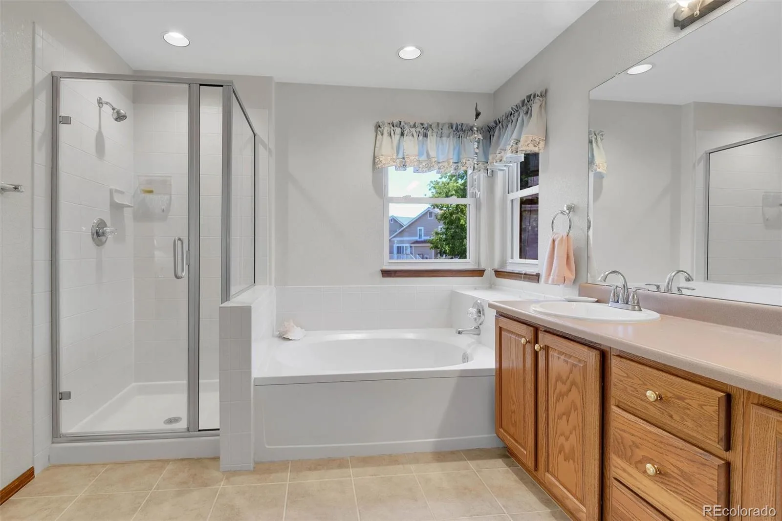 6690 W 98th Place Broomfield CO 80021 MLS #REC7197023 06102026193725 1600 11