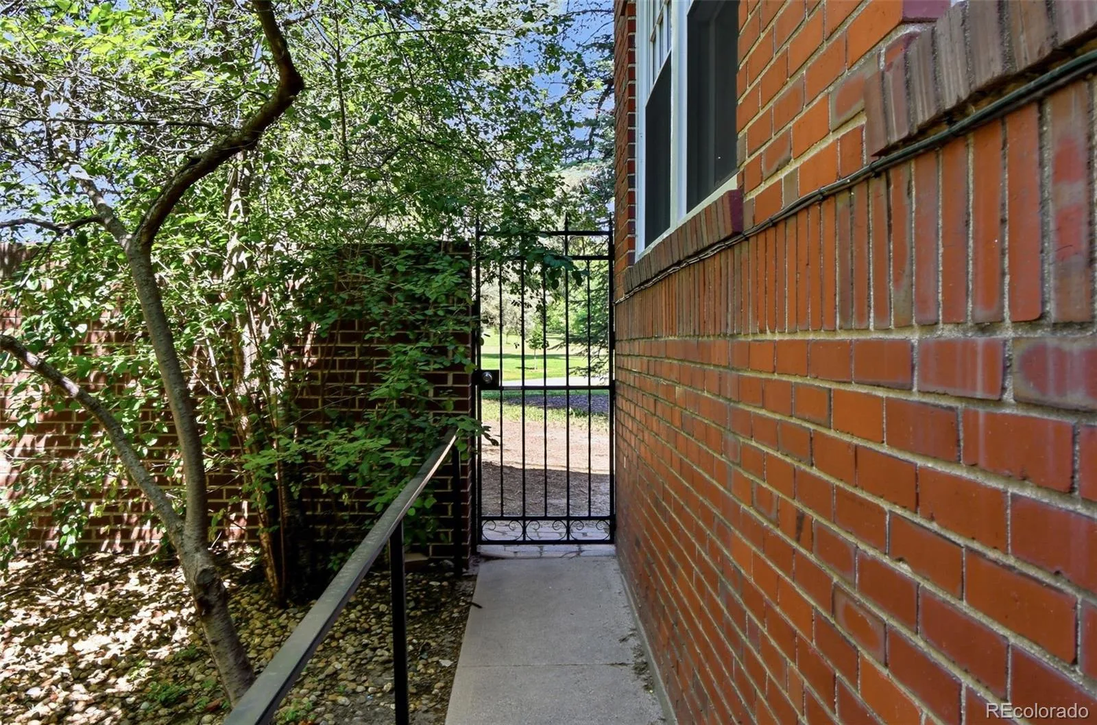 820 N Humboldt Street #3 Denver CO 80218 MLS #REC7198600 06242026223951 1600 31