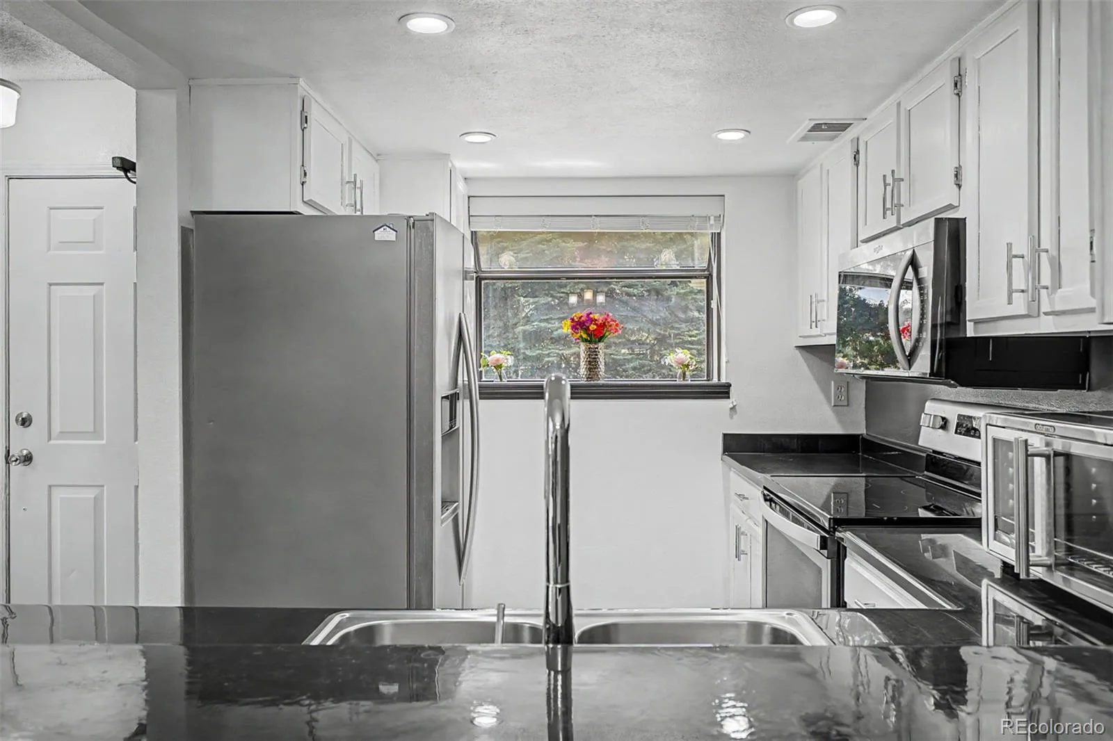 8790 Allison Drive #F Arvada CO 80005 | MLS #REC7201746 06272026005017 1600 10