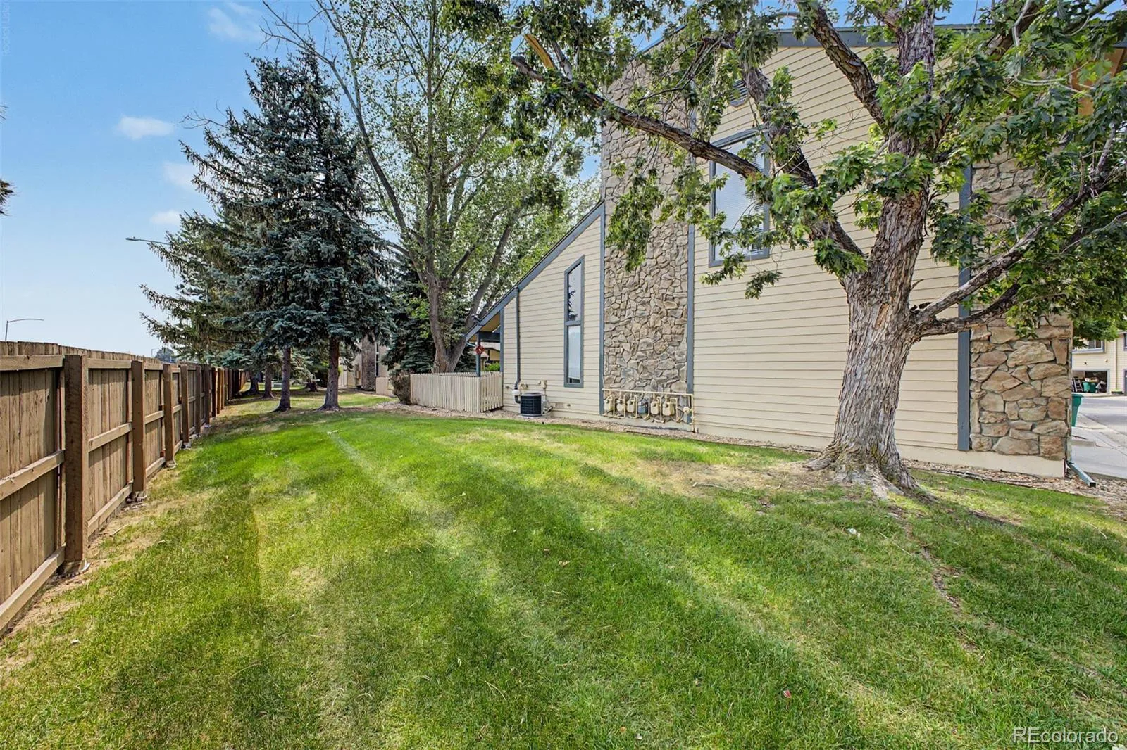 8790 Allison Drive #F Arvada CO 80005 | MLS #REC7201746 06272026005017 1600 28