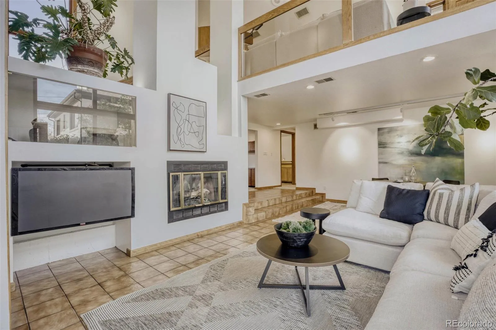 1275 S Ogden Street Denver CO 80210 MLS #REC7203046 05052026045745 1600 18
