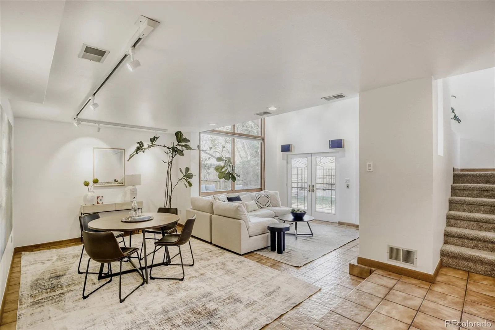 1275 S Ogden Street Denver CO 80210 MLS #REC7203046 05052026045745 1600 19