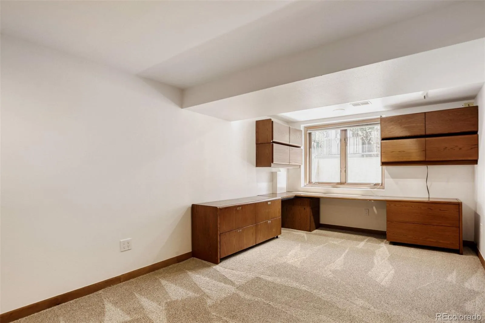 1275 S Ogden Street Denver CO 80210 MLS #REC7203046 05052026045745 1600 21
