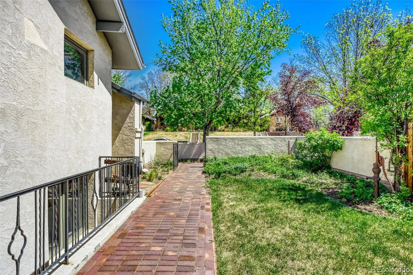 1275 S Ogden Street Denver CO 80210 MLS #REC7203046 05052026045745 1600 25