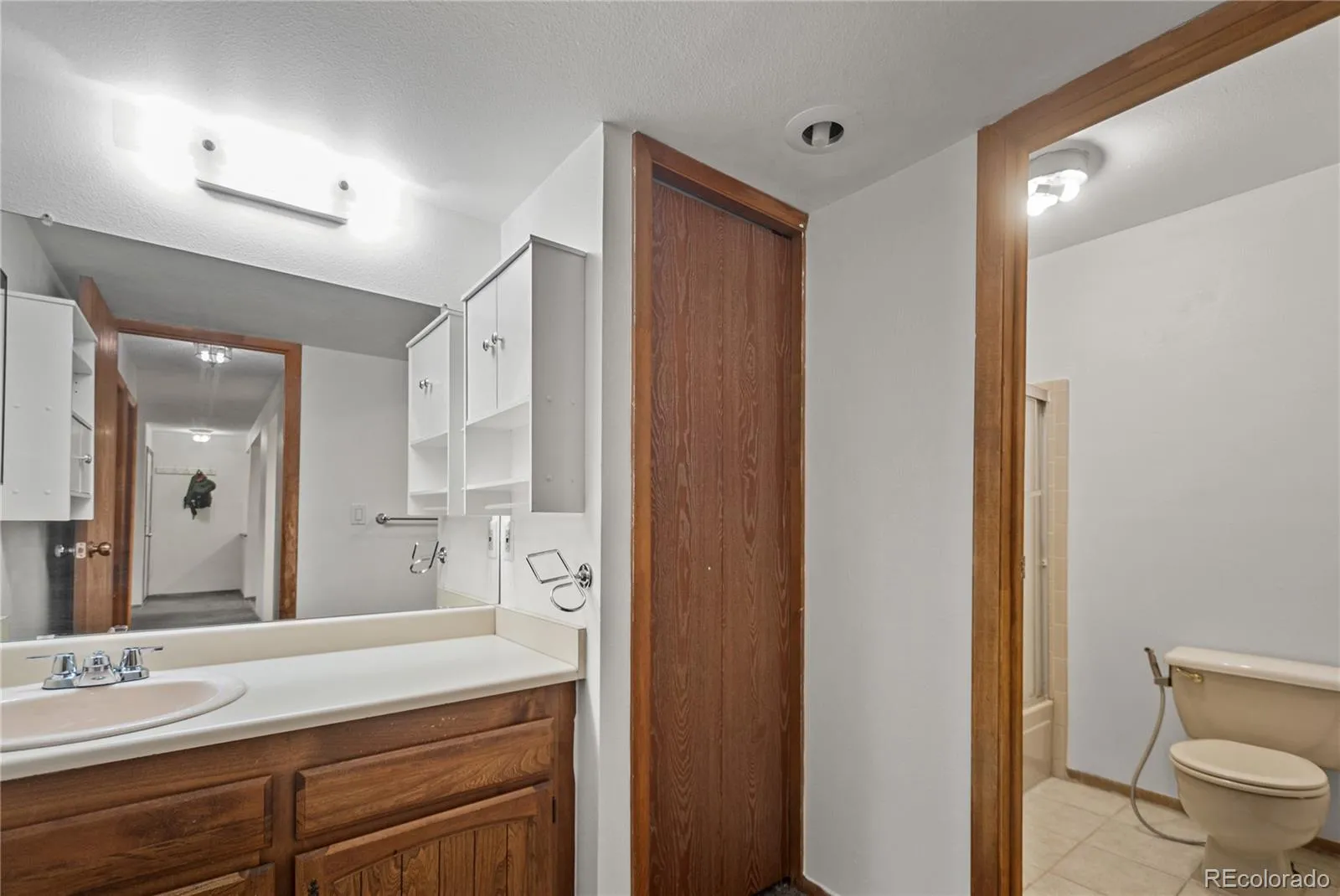 14216 E 1st Drive #C03 Aurora CO 80011 MLS #REC7204195 04232026222100 1600 10