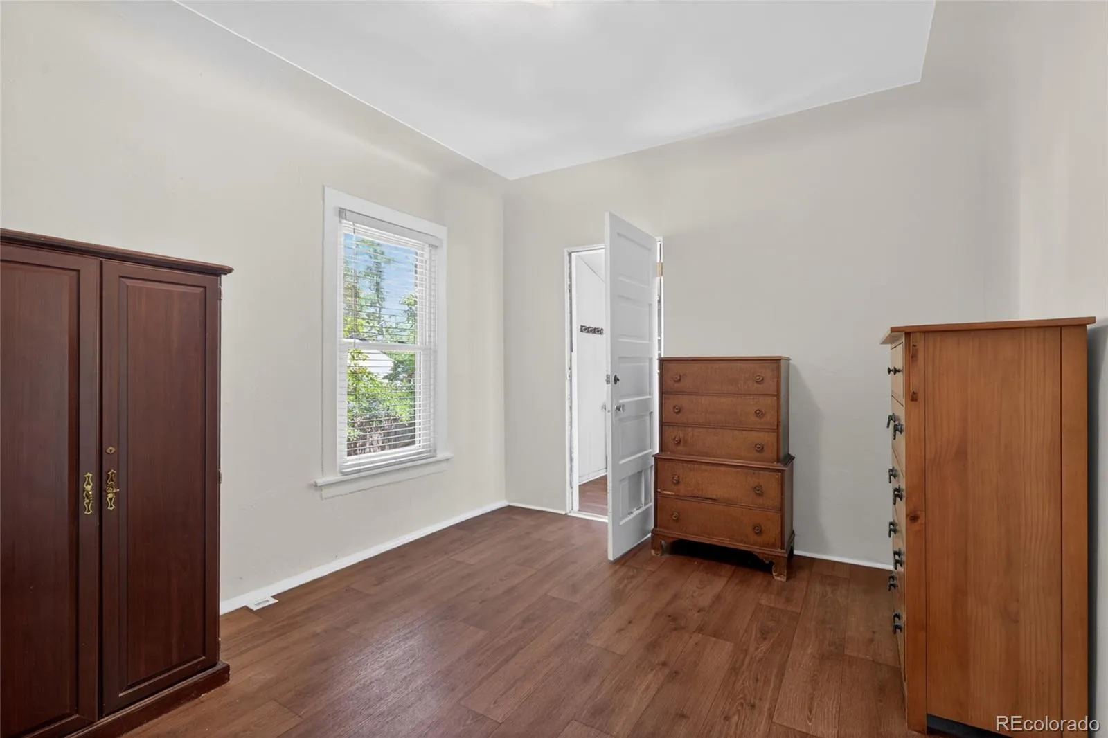 1380 Poplar Street Denver CO 80220 MLS #REC7204451 06092026204523 1600 24