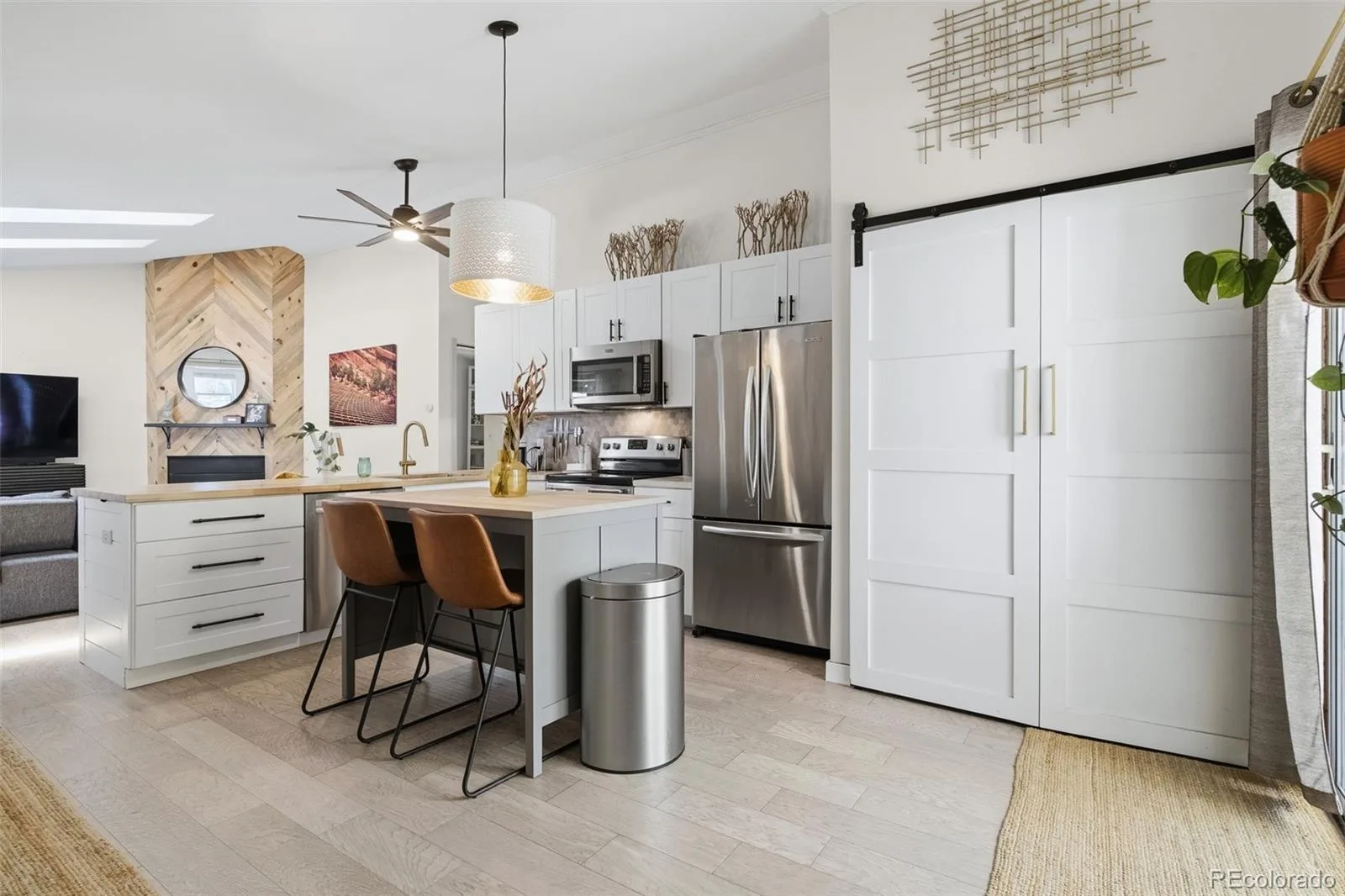 9574 W Elmhurst Place Littleton CO 80128 | MLS #REC7207888 07162026224817 1600 3