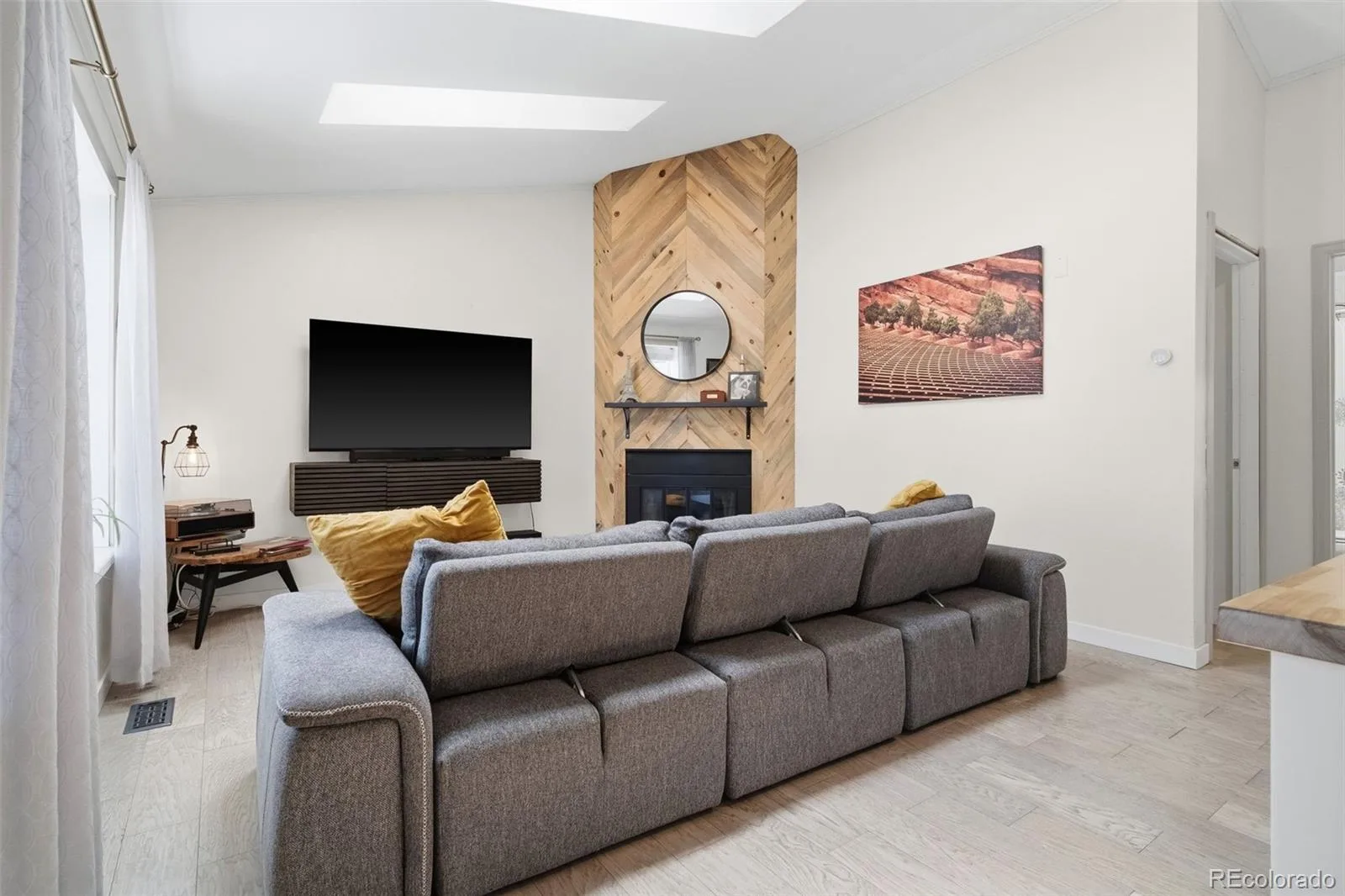 9574 W Elmhurst Place Littleton CO 80128 | MLS #REC7207888 07162026224817 1600 8