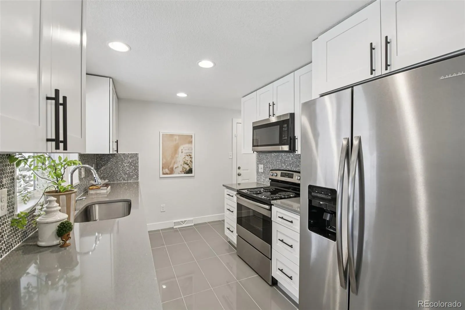 04142026172103 1600 11