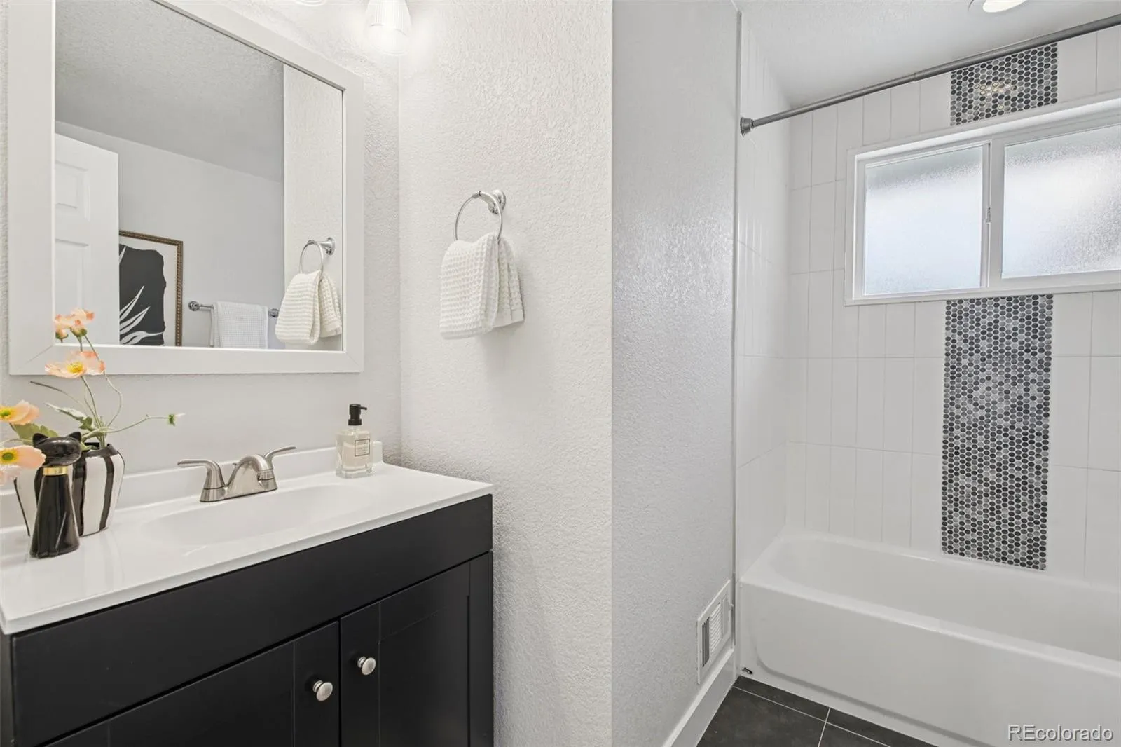 04142026172103 1600 17