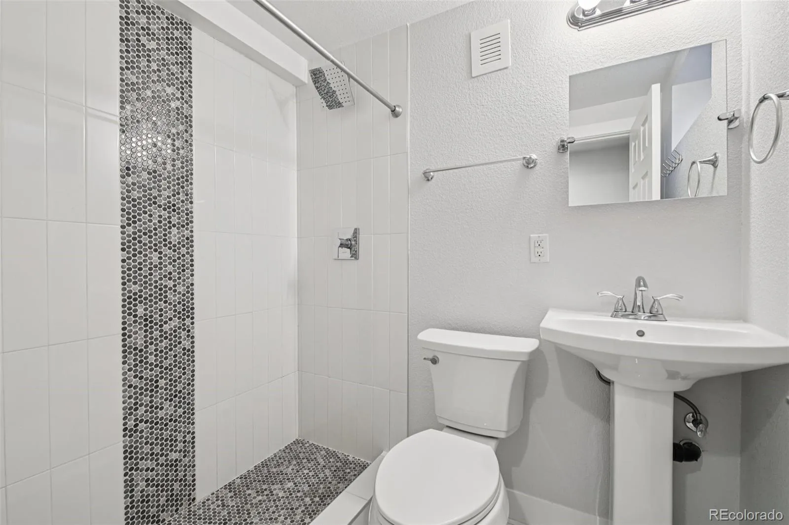 04142026172103 1600 26