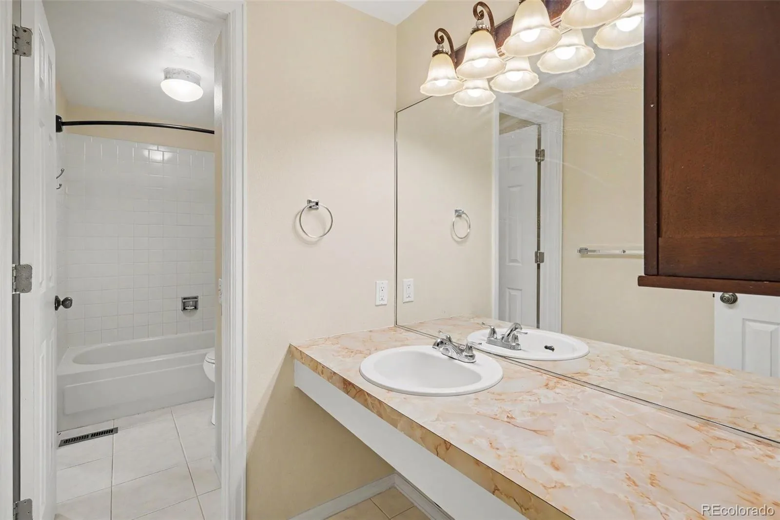 8601 E Yale Avenue #B Denver CO 80231 MLS #REC7210681 07212026174018 1600 9