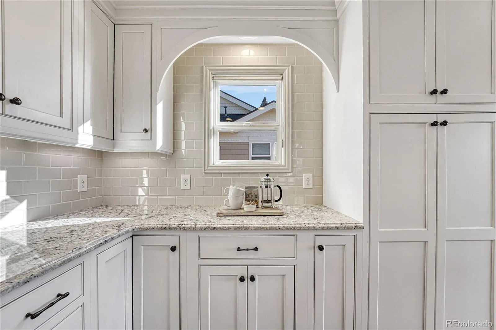 04032026220020 1600 13