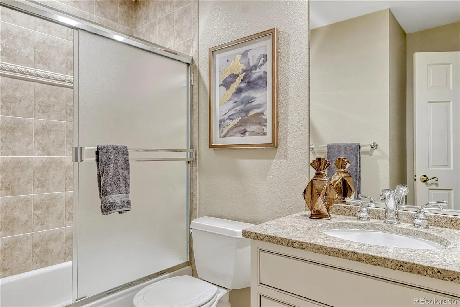 2 Garfield Street #B Denver CO 80206 | MLS #REC7211030 05242026052530 1600 23