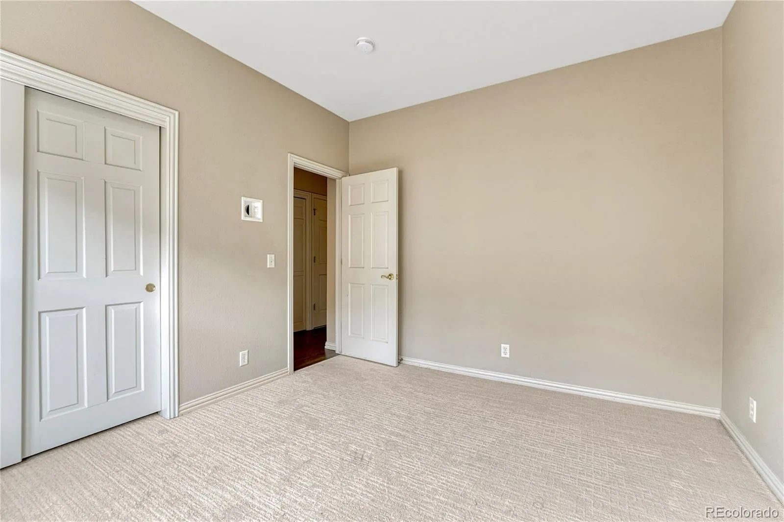 2 Garfield Street #B Denver CO 80206 | MLS #REC7211030 05242026052530 1600 26