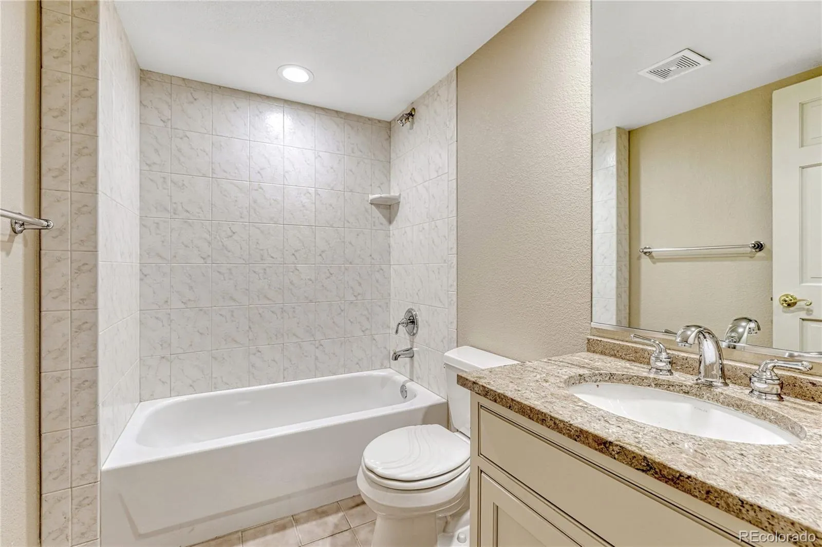 2 Garfield Street #B Denver CO 80206 | MLS #REC7211030 05242026052530 1600 30
