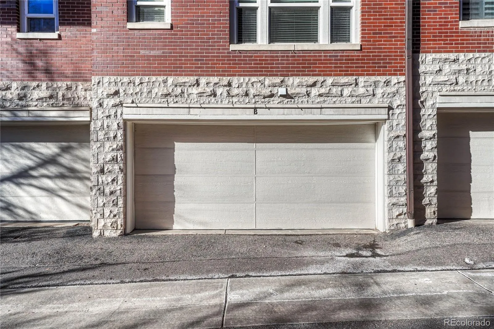 2 Garfield Street #B Denver CO 80206 | MLS #REC7211030 05242026052530 1600 39