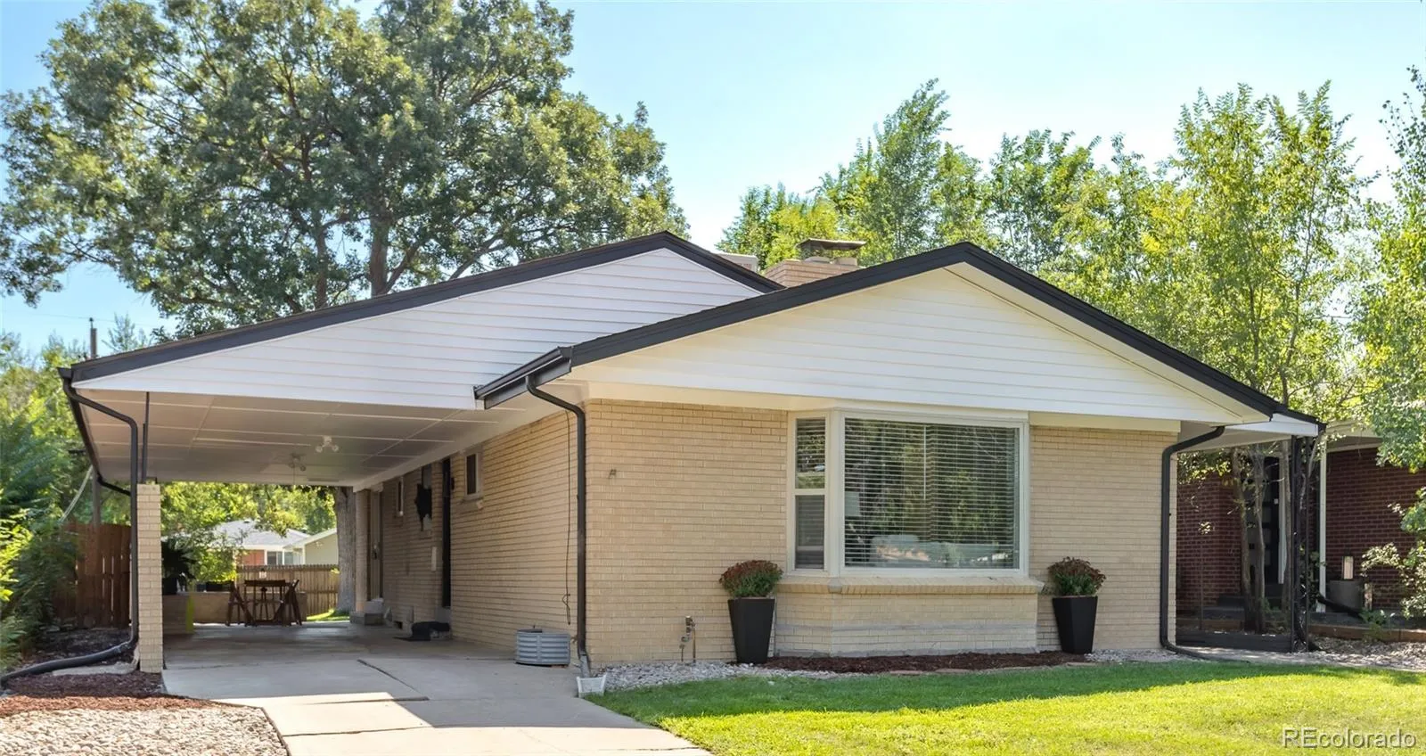 1532 S Grape Street Denver CO 80222 MLS #REC7211401 05122026042140 1600 1