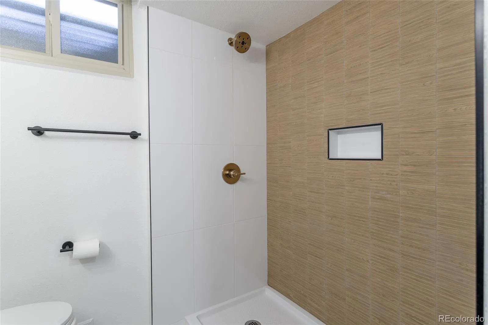 1532 S Grape Street Denver CO 80222 MLS #REC7211401 05122026042140 1600 21