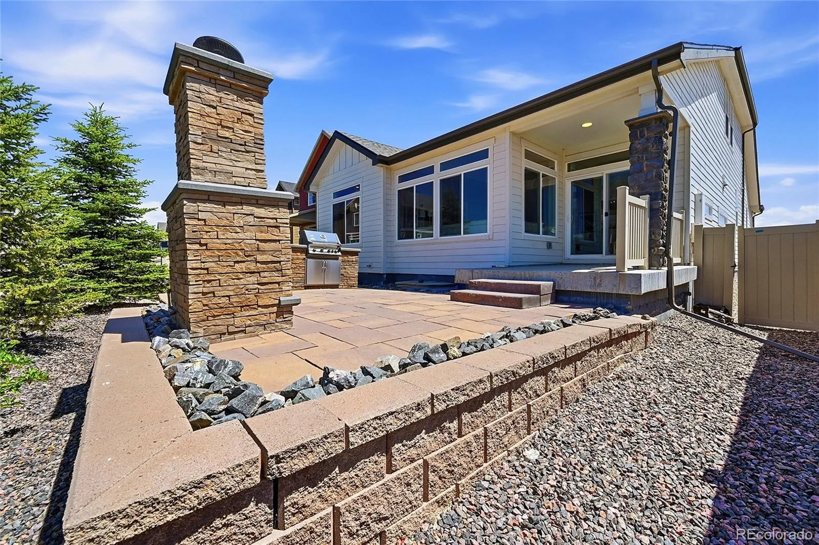 957 Highlands Circle Erie CO 80516 | MLS #REC7211597 06282026204739 1600 33