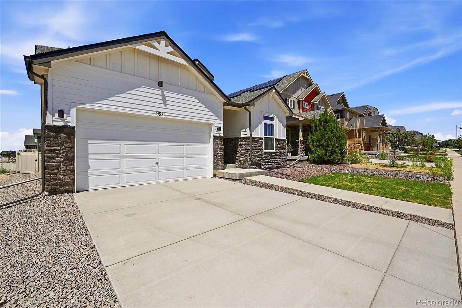 957 Highlands Circle Erie CO 80516 | MLS #REC7211597 06282026204739 1600 41