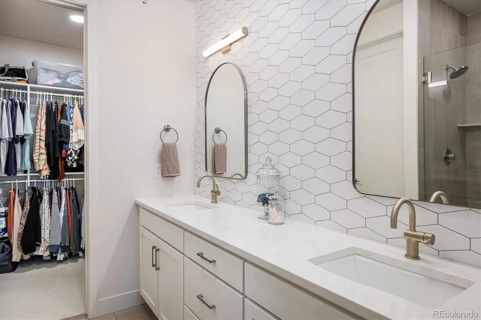 04082026192029 1600 12