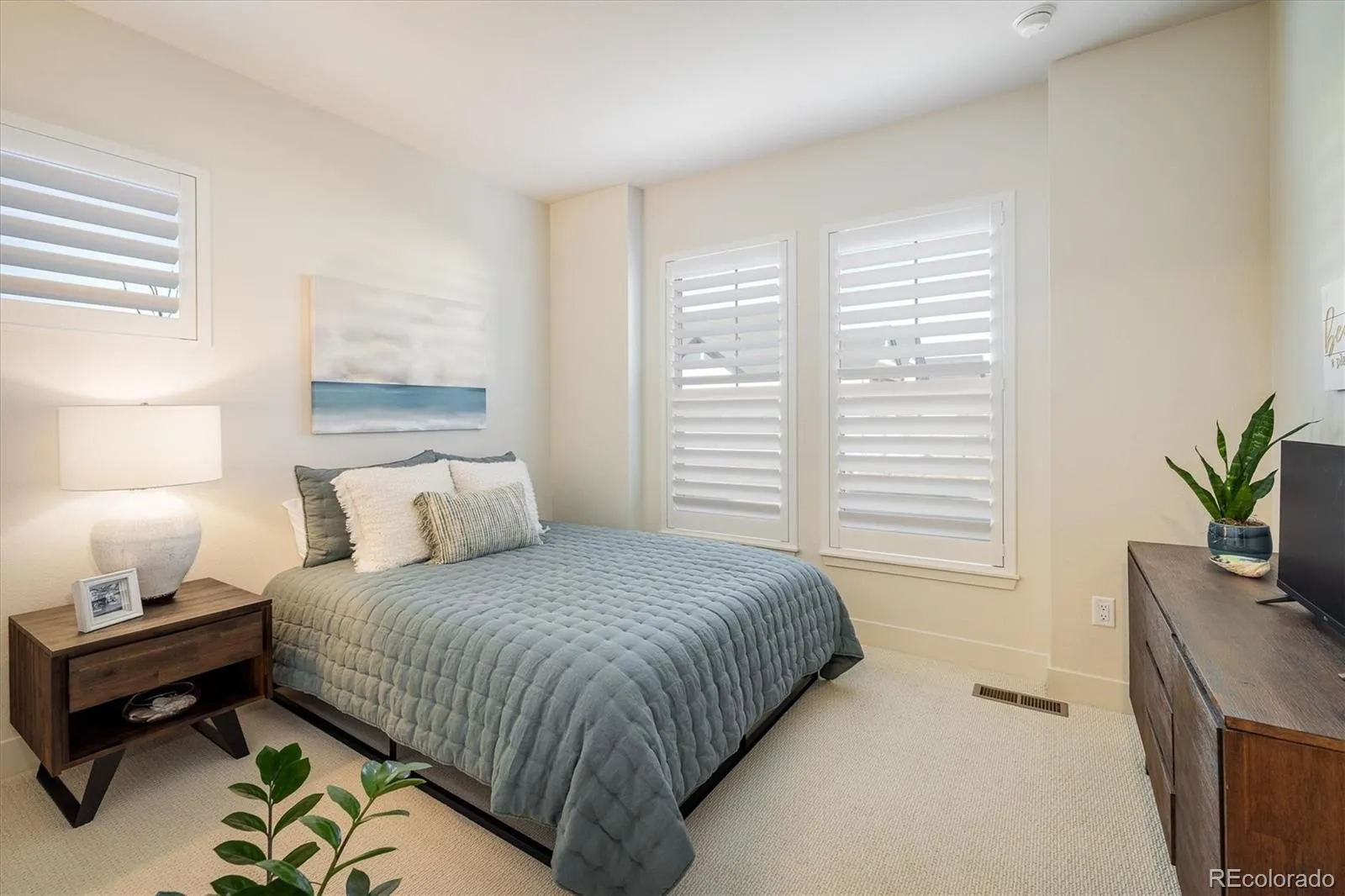 04082026192029 1600 14