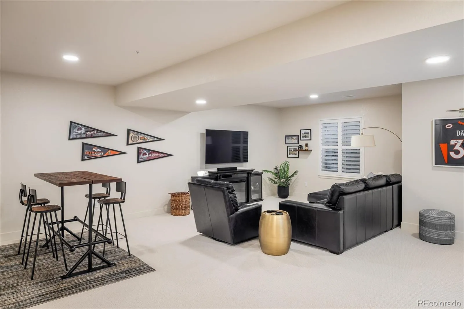 04082026192029 1600 18