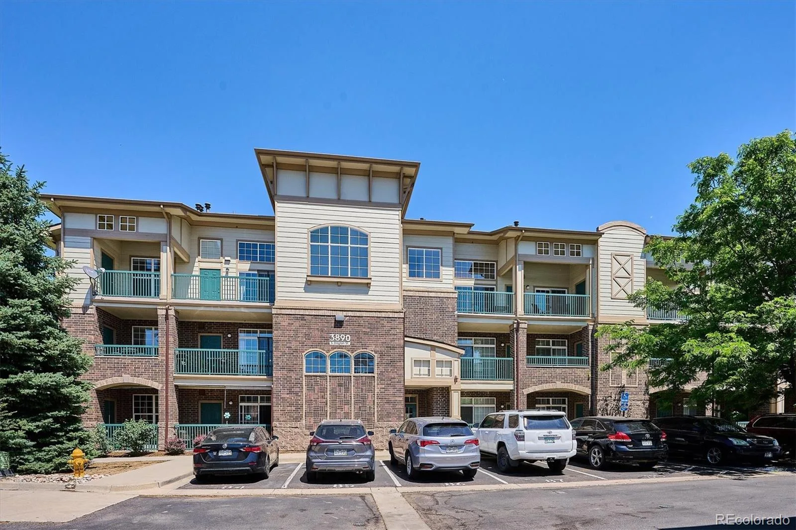 3890 S Dayton Street #303 Aurora CO 80014 MLS #REC7216406 06192026074649 1600 1