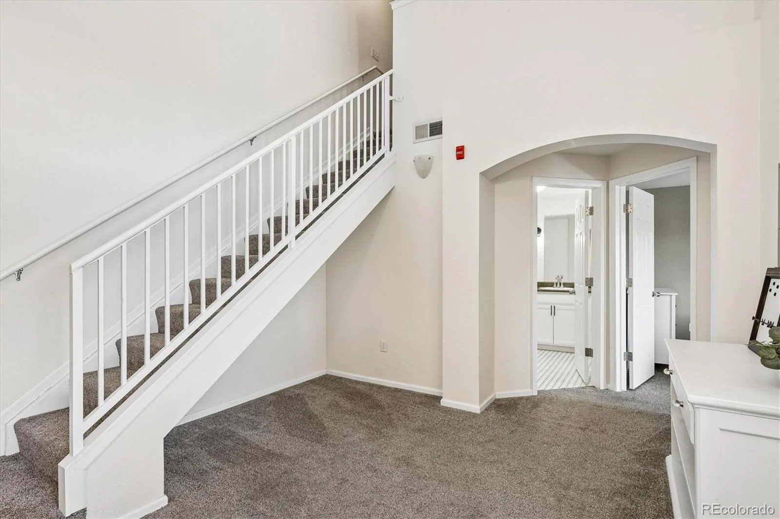 3890 S Dayton Street #303 Aurora CO 80014 MLS #REC7216406 06192026074649 1600 16