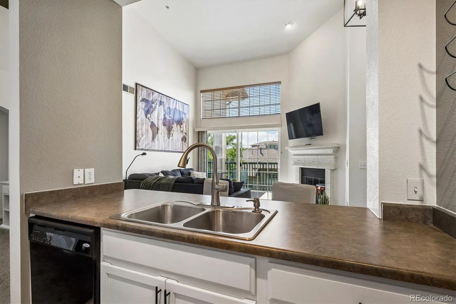 3890 S Dayton Street #303 Aurora CO 80014 MLS #REC7216406 06192026074649 1600 9