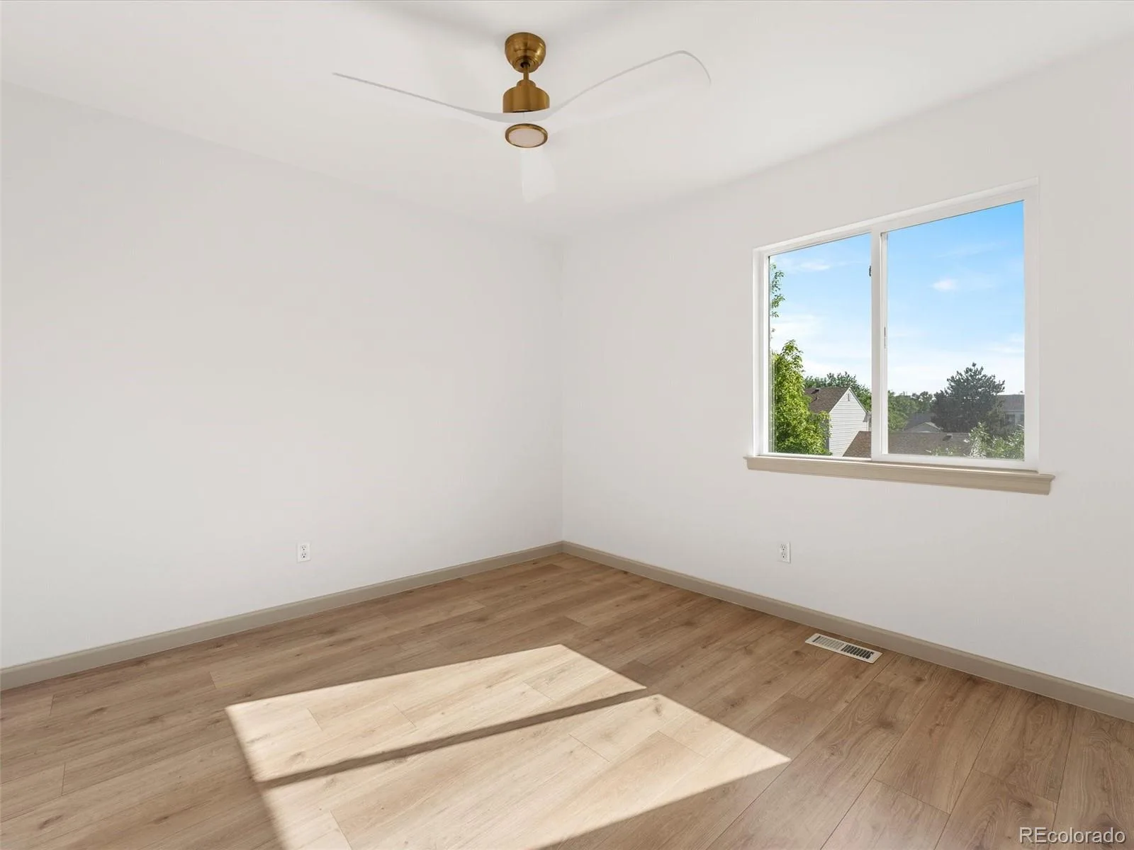 3356 S Nelson Street Lakewood CO 80227 | MLS #REC7218729 08272026144316 1600 29
