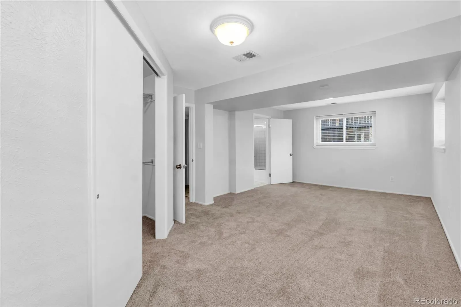 03232026210457 1600 14