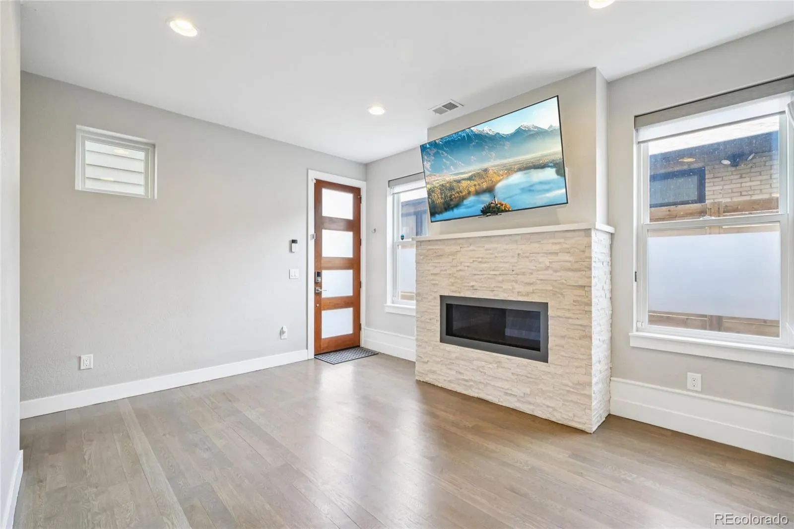 558 Madison Street Denver CO 80206 MLS #REC7225354 05122026024840 1600 34